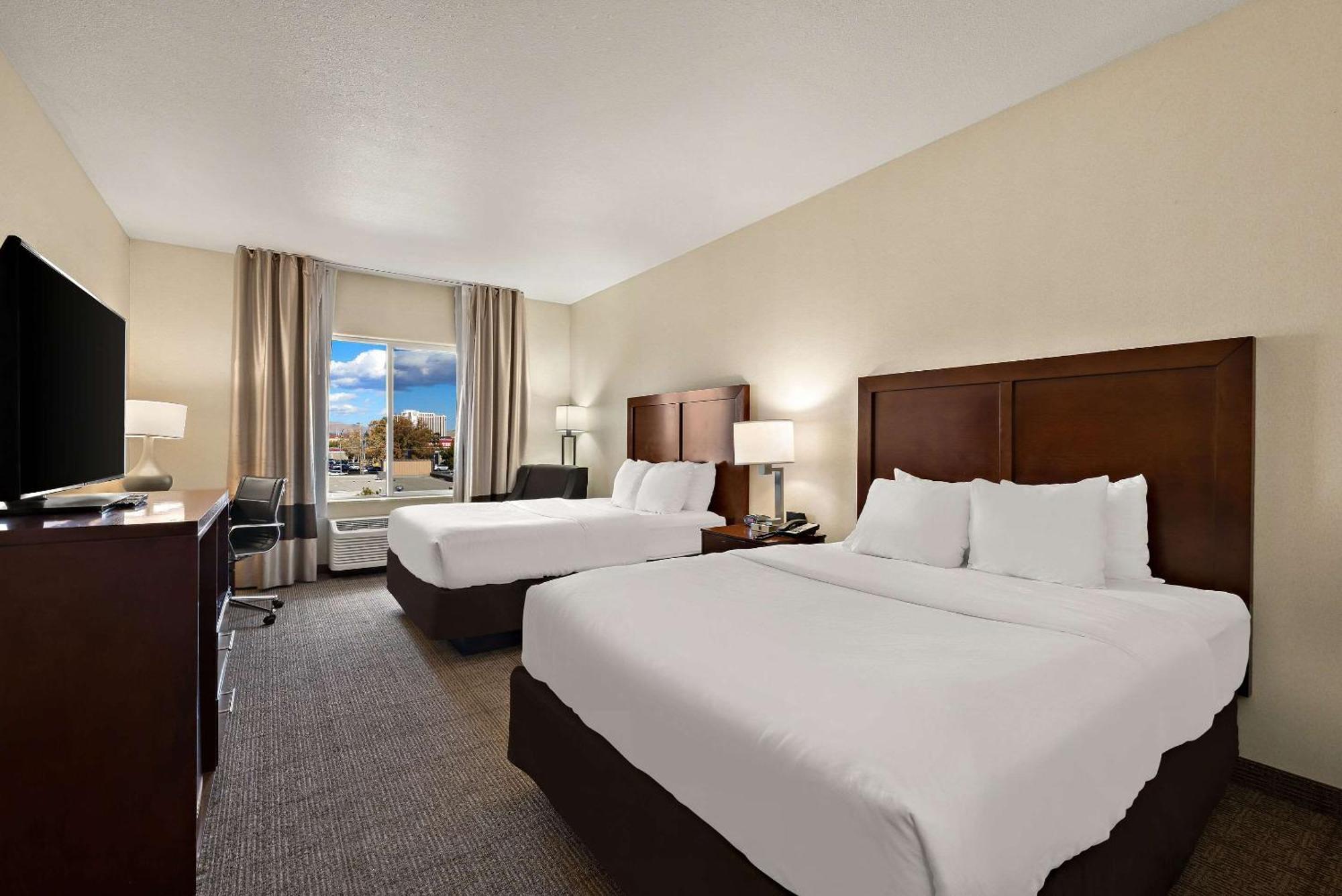 Comfort Inn & Suites Airport Convention Center RenoReno  Kültér fotó
